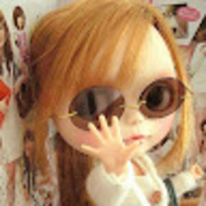 Meet your Posher, Tania